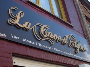 LETTRES RELIEF la cave d\'aglae