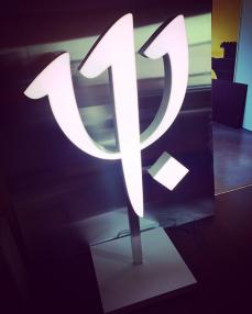 enseigne forme spécifique CLUB MED